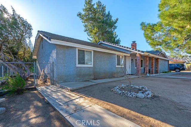 Detail Gallery Image 2 of 21 For 7365 Chase, Hesperia,  CA 92345 - 4 Beds | 3 Baths