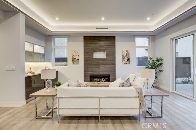 206 Juanita Avenue, Redondo Beach, California 90277, 4 Bedrooms Bedrooms, ,3 BathroomsBathrooms,Residential,Sold,Juanita,PV20030908