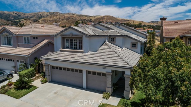 11884 Mariposa Bay Lane, Porter Ranch CA: https://media.crmls.org/medias/9e701848-e96d-4cc3-9737-55ff9382b087.jpg