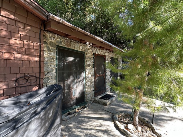 Detail Gallery Image 4 of 32 For 49 Ice House Canyon Rd, Mt Baldy,  CA 91759 - 1 Beds | 1 Baths