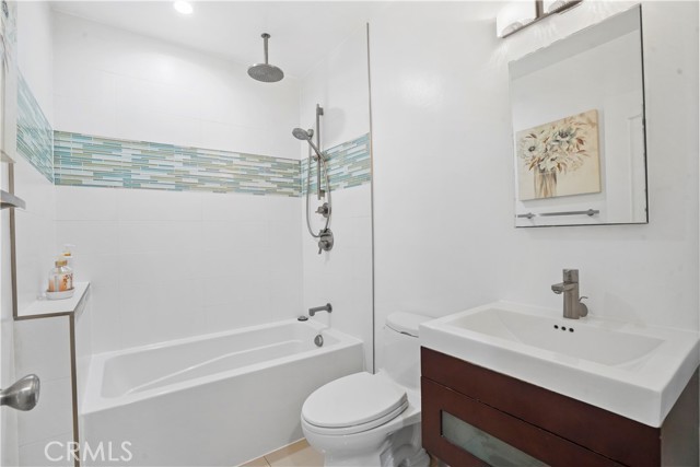 Detail Gallery Image 24 of 47 For 11718 Paso Robles Ave, Granada Hills,  CA 91344 - 3 Beds | 2 Baths