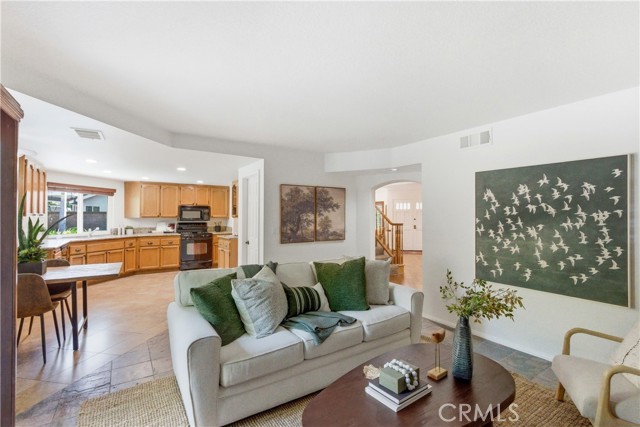 Detail Gallery Image 11 of 38 For 5750 Sugar Pine Dr, Yorba Linda,  CA 92886 - 4 Beds | 3 Baths