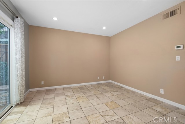 Detail Gallery Image 19 of 52 For 39 Wintermist, Irvine,  CA 92614 - 3 Beds | 2/1 Baths