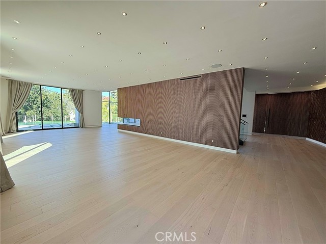 Detail Gallery Image 25 of 68 For 1024 Summit Dr, Beverly Hills,  CA 90210 - 7 Beds | 7/2 Baths