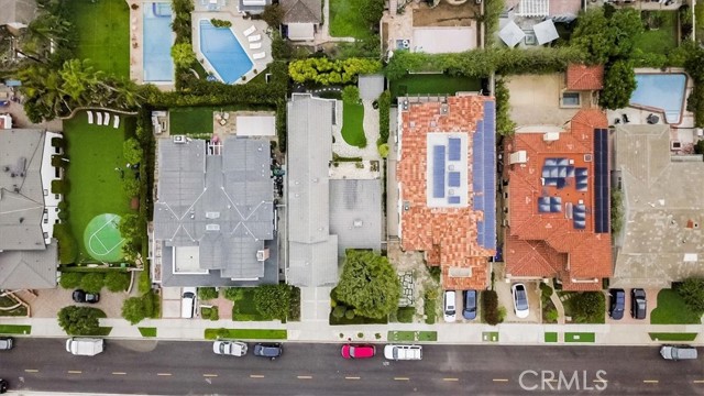 609 15th Street, Manhattan Beach, California 90266, 5 Bedrooms Bedrooms, ,1 BathroomBathrooms,Residential,Sold,15th,SB21193724