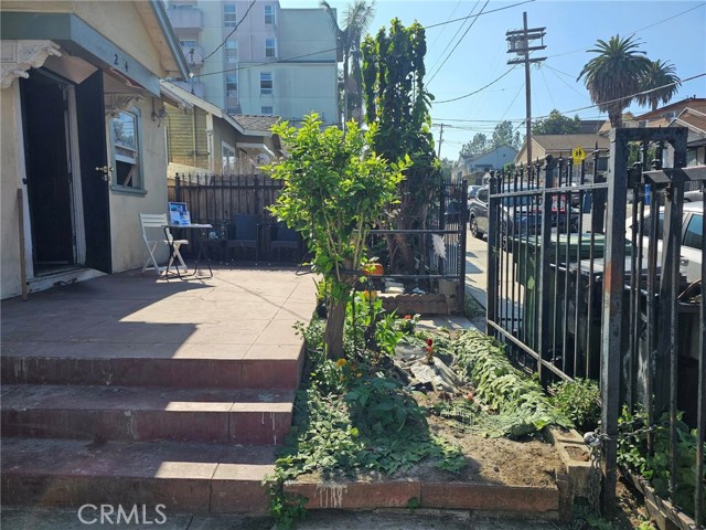 Detail Gallery Image 8 of 23 For 224 N Bixel, Los Angeles,  CA 90026 - 2 Beds | 1 Baths