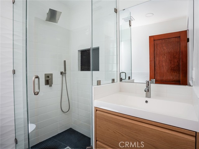  Income Home for Sale in Venice, California