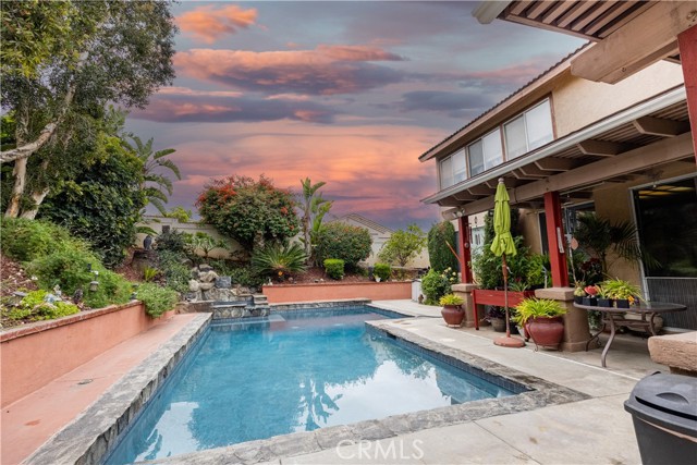 970 Riverview Circle, Corona CA: https://media.crmls.org/medias/9e72dc06-68af-444b-a75b-91ec11766f7b.jpg
