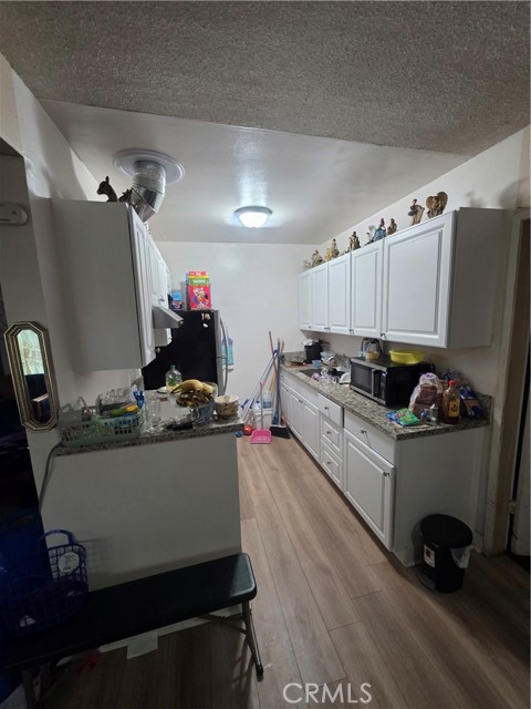 602 E Wilhelmina Street, Anaheim CA: https://media.crmls.org/medias/9e732665-3117-4315-a7e8-04a1406b6b7e.jpg