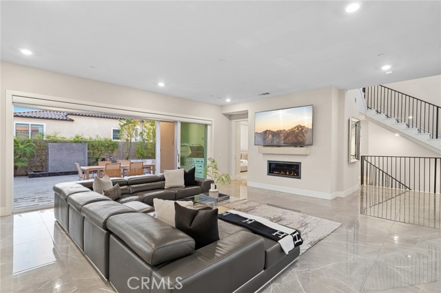 56 Claudius Court, Irvine CA: https://media.crmls.org/medias/9e73351a-2d93-455e-ab56-a8cbd3b0be7d.jpg