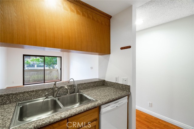 Detail Gallery Image 25 of 33 For 10149 Commerce Ave #8,  Tujunga,  CA 91042 - 2 Beds | 2 Baths