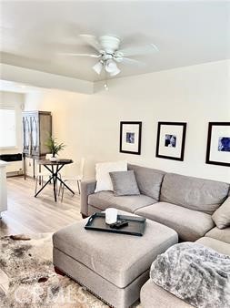 217 Cypress Street, Laguna Beach CA: https://media.crmls.org/medias/9e73fb5b-9118-4c6f-a0f4-047bb82db043.jpg