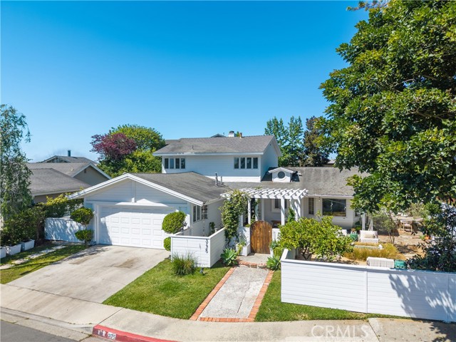 3175 Mountain View Drive, Laguna Beach CA: https://media.crmls.org/medias/9e7453c6-b86d-421a-a538-34ba867ef774.jpg