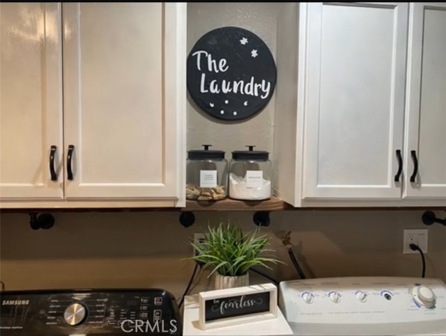 10925 Cochran Avenue, Riverside CA: https://media.crmls.org/medias/9e750eef-3de0-4411-9016-d453b2c8a740.jpg
