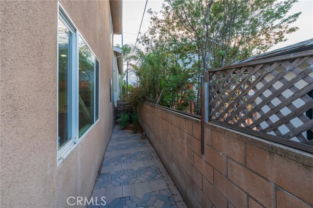 Detail Gallery Image 37 of 41 For 4445 W 163rd St., Lawndale,  CA 90260 - 4 Beds | 3/1 Baths