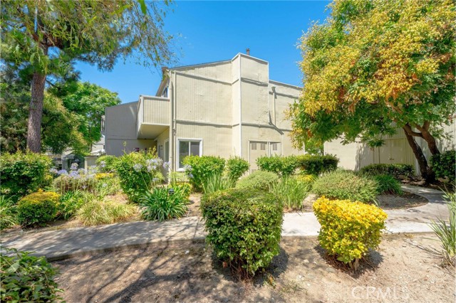 Detail Gallery Image 9 of 46 For 646 Sycamore Ave #18,  Claremont,  CA 91711 - 2 Beds | 3 Baths