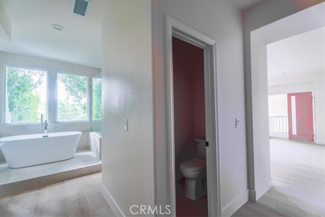 Detail Gallery Image 46 of 55 For 21016 Mendenhall Ct, Topanga,  CA 90290 - 5 Beds | 4/1 Baths