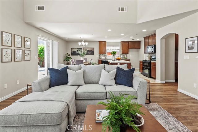 Detail Gallery Image 6 of 36 For 263 Spruce St #B,  Arroyo Grande,  CA 93420 - 3 Beds | 2/1 Baths