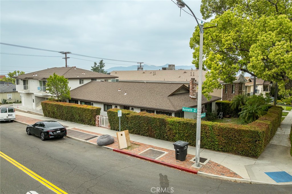 303 S Kenneth RoadBurbank img 56