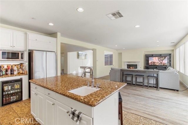 Detail Gallery Image 16 of 53 For 9579 Estrella Hills St, Riverside,  CA 92508 - 6 Beds | 4/1 Baths