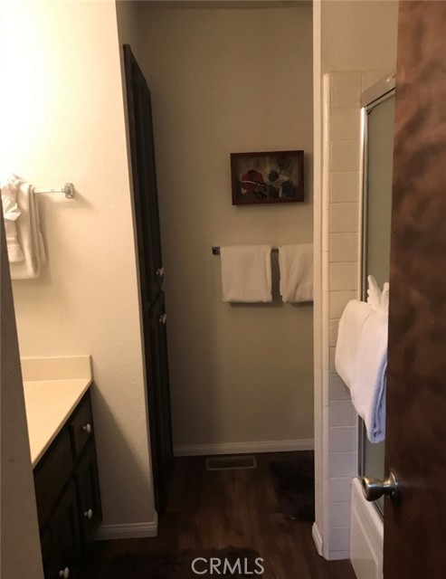 Detail Gallery Image 19 of 28 For 645 Summit Bld #3,  Big Bear Lake,  CA 92315 - 2 Beds | 1/1 Baths