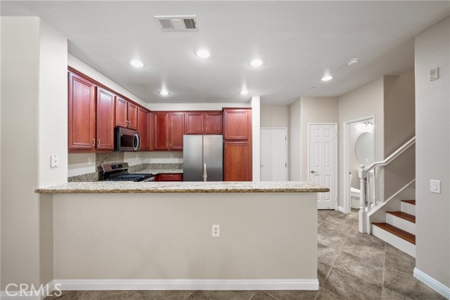 Detail Gallery Image 10 of 54 For 28266 Socorro St #93,  Murrieta,  CA 92563 - 3 Beds | 2/1 Baths