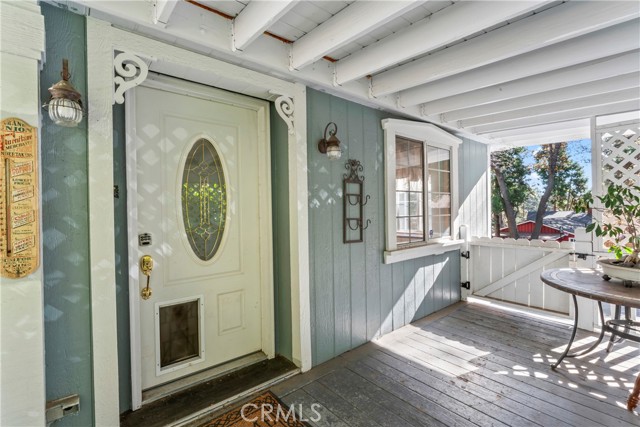 Detail Gallery Image 5 of 35 For 2113 Spring Oak, Running Springs,  CA 92382 - 3 Beds | 2 Baths