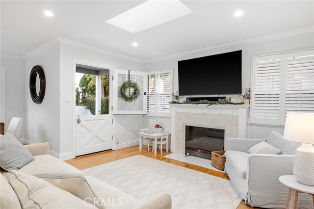 2825 Valley Drive, Manhattan Beach, California 90266, 4 Bedrooms Bedrooms, ,2 BathroomsBathrooms,Residential,Sold,Valley,SB23231512