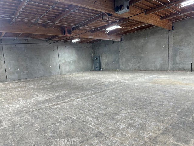 15095 7th Street, Victorville, California 92395, ,Commercial Sale,For Sale,15095 7th Street,CRIV24044327