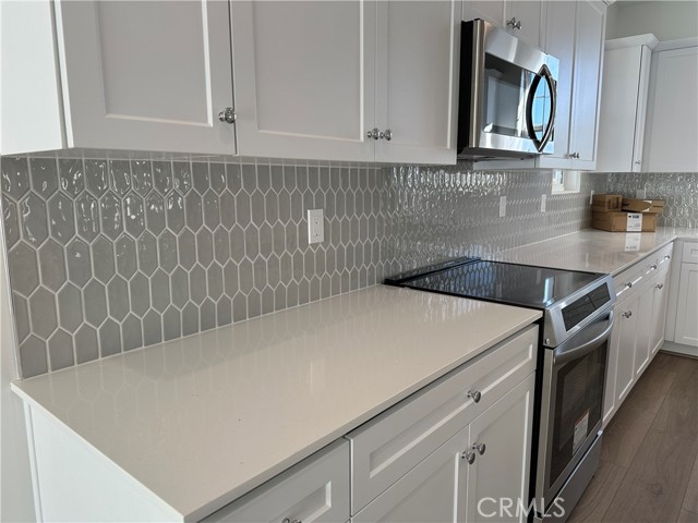 Detail Gallery Image 11 of 17 For 226 Memphis Belle Way, San Luis Obispo,  CA 93401 - 3 Beds | 2/1 Baths