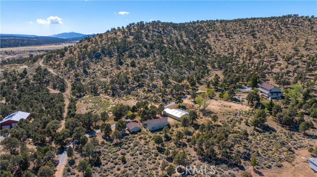 Detail Gallery Image 7 of 43 For 1131 Kickapoo Ct, Big Bear City,  CA 92314 - 3 Beds | 3/1 Baths