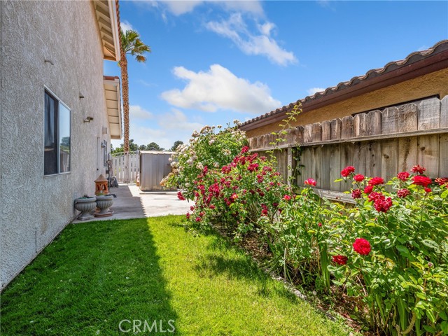 12665 Spring Valley, Victorville CA: https://media.crmls.org/medias/9e78e79d-ddab-464c-9a03-81e4635d98a2.jpg