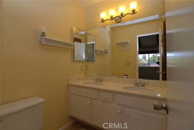 1948 Heywood Street, D photo 8