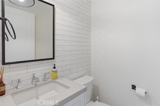 Detail Gallery Image 27 of 36 For 136 Avenida Victoria #C,  San Clemente,  CA 92672 - 2 Beds | 2/1 Baths