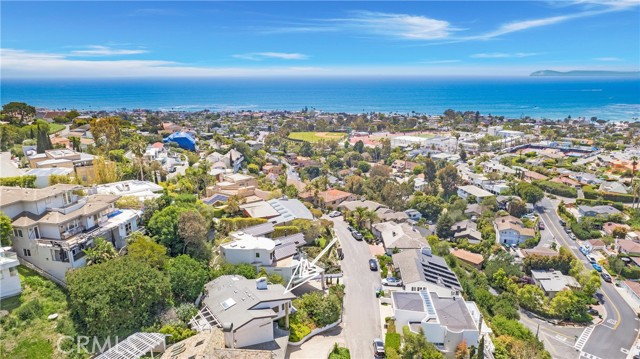 Detail Gallery Image 37 of 42 For 546 Temple Hills, Laguna Beach,  CA 92651 - 3 Beds | 3 Baths