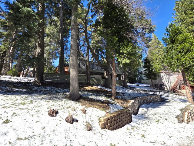 738 W Victoria Court, Lake Arrowhead, CA 92352