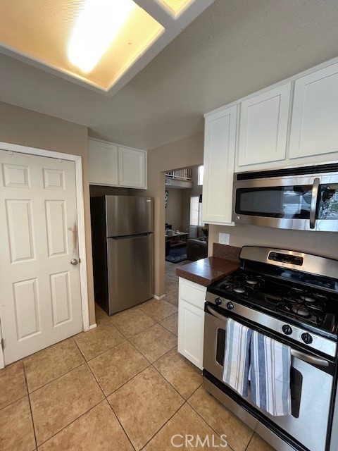 Detail Gallery Image 9 of 17 For 23078 Joaquin Ridge Drive, Murrieta,  CA 92562 - 2 Beds | 2 Baths