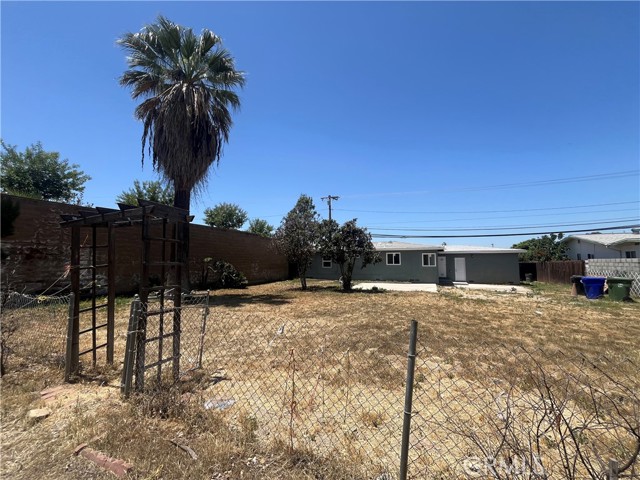 12055 Mount Vernon Avenue, Grand Terrace CA: https://media.crmls.org/medias/9e7b1b56-f338-447b-9167-7740463252fa.jpg