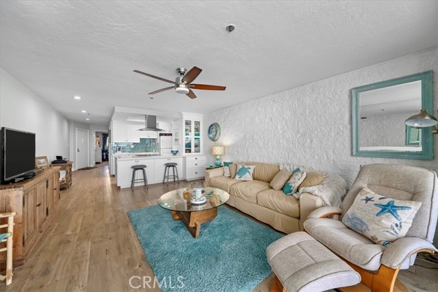 615 Esplanade, Redondo Beach CA: https://media.crmls.org/medias/9e7b23cd-16c7-48a8-ae85-894b94d3daf4.jpg