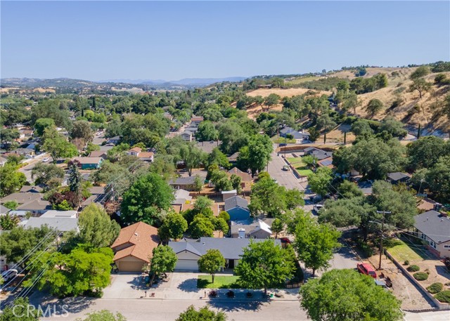 Detail Gallery Image 19 of 28 For 402 9th St, Paso Robles,  CA 93446 - 3 Beds | 2 Baths