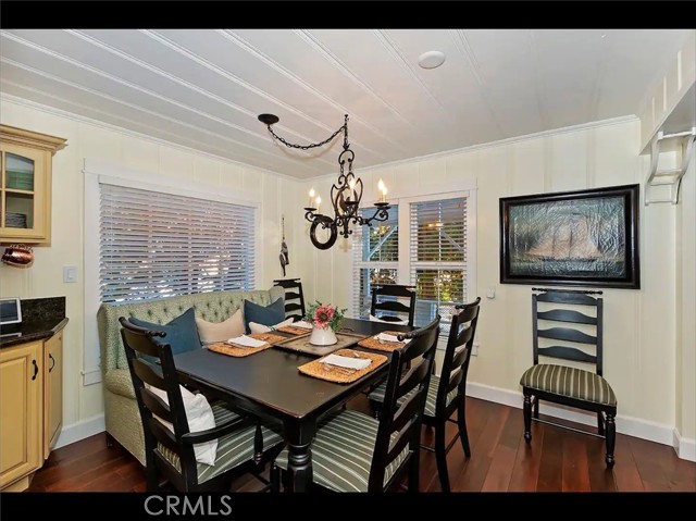 855 Lake Drive, Lake Arrowhead CA: https://media.crmls.org/medias/9e7c6394-a2d2-4311-a121-7bae7ba3f239.jpg