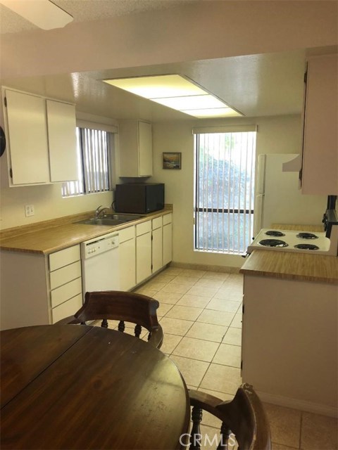 Image 20 for 5125 Waverly DR #B17