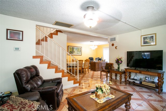 7301 Lennox Avenue, C07 photo 4