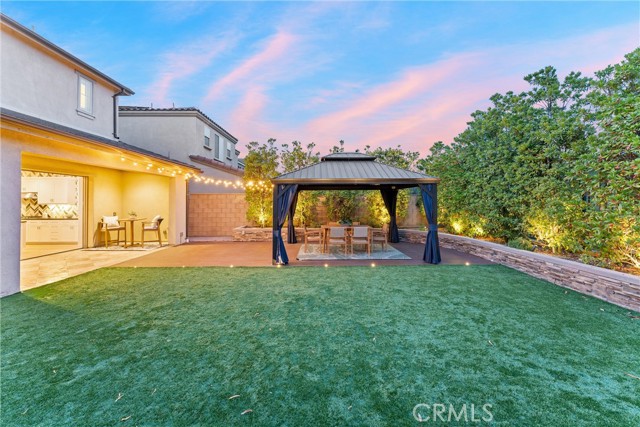 287 Barnes Road, Tustin CA: https://media.crmls.org/medias/9e7ca4f0-65a5-436c-9dce-3e732ee0ffd3.jpg