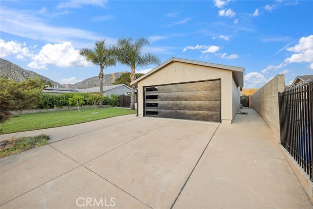 12750 Rajah Street, Sylmar CA: https://media.crmls.org/medias/9e7ccd89-0df7-49f9-bb44-a86a908dd4d7.jpg