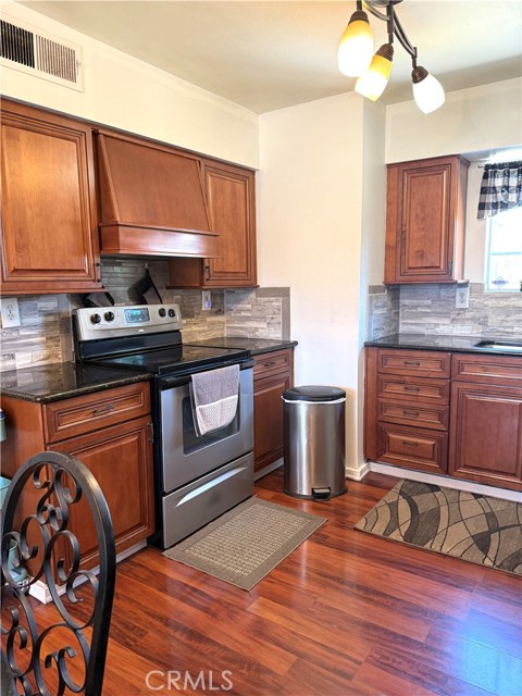 27247 San Jose Avenue, Madera CA: https://media.crmls.org/medias/9e7ced40-0224-49fe-a954-055412d734a5.jpg