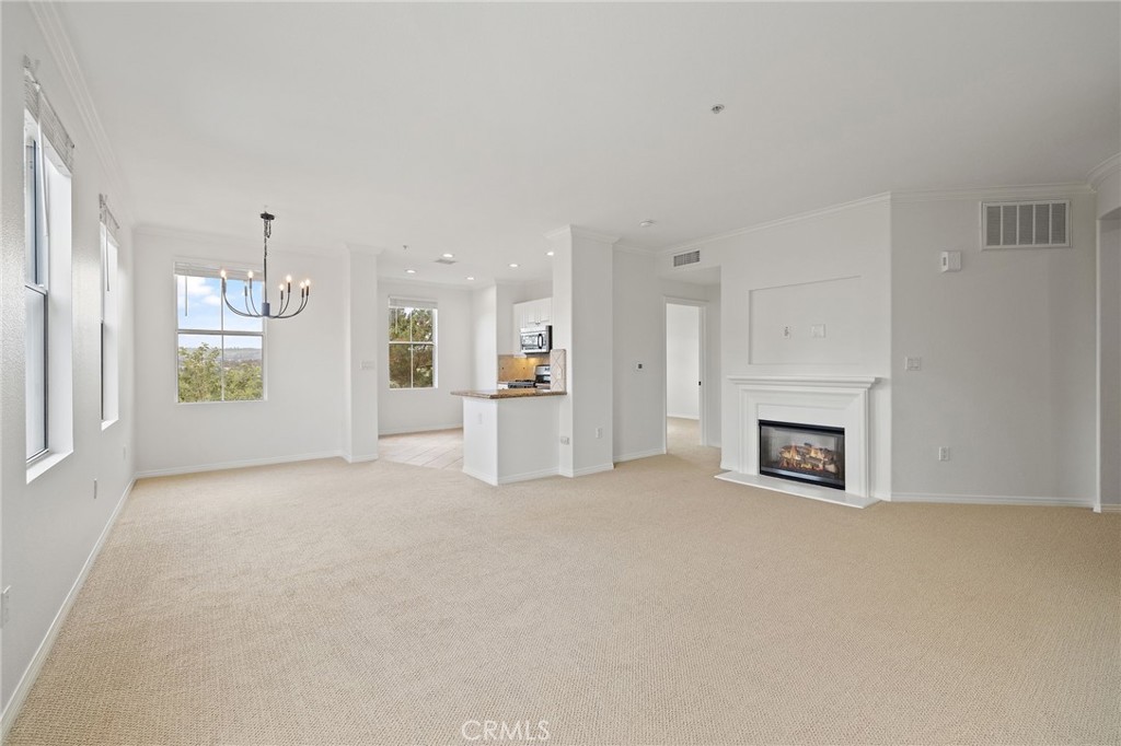 9e7e2d32 6eb2 4844 B900 Aec1c7e039e2