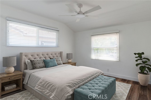 4741 Santa Lucia Drive, Woodland Hills CA: https://media.crmls.org/medias/9e7e5e0e-088f-429f-b298-d4d1fb68b12b.jpg