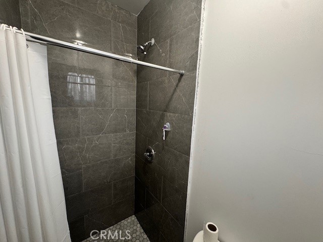 https://media.crmls.org/medias/9e7f758a-c75f-455c-b012-67821c0e9cd1.jpg?preset=X-Large