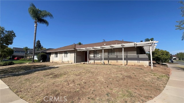 Front Image Thumbnail for CRPW26182596